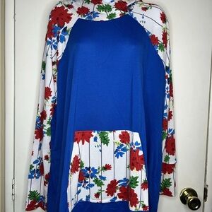 Women’s Hoodie Size 2XL LuLaRoe Amber Red White & Blue Floral NWT